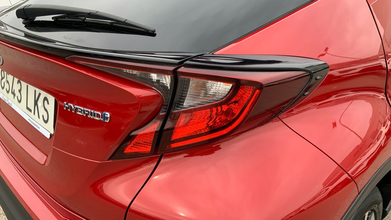 Toyota C-HR 1.8 VVT-I HYBRID ADVANCE AUTO 122 5P