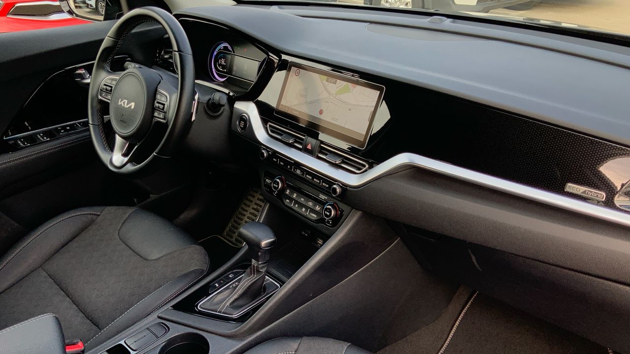 Kia Niro 1.6 GDI HEV EMOTION 141 5P