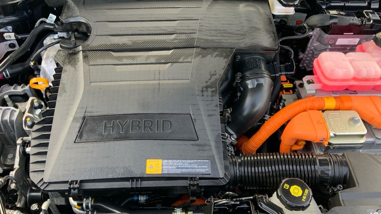 Kia Niro 1.6 GDI HEV EMOTION 141 5P