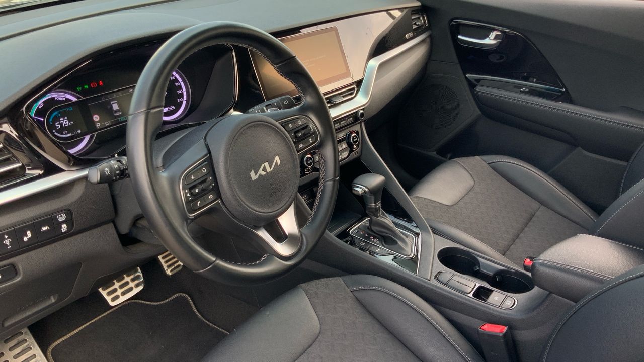 Kia Niro 1.6 GDI HEV EMOTION 141 5P