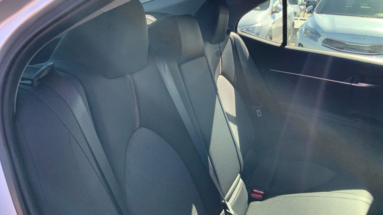 Toyota Camry 2.5 HYBRID ADVANCE 218 4P