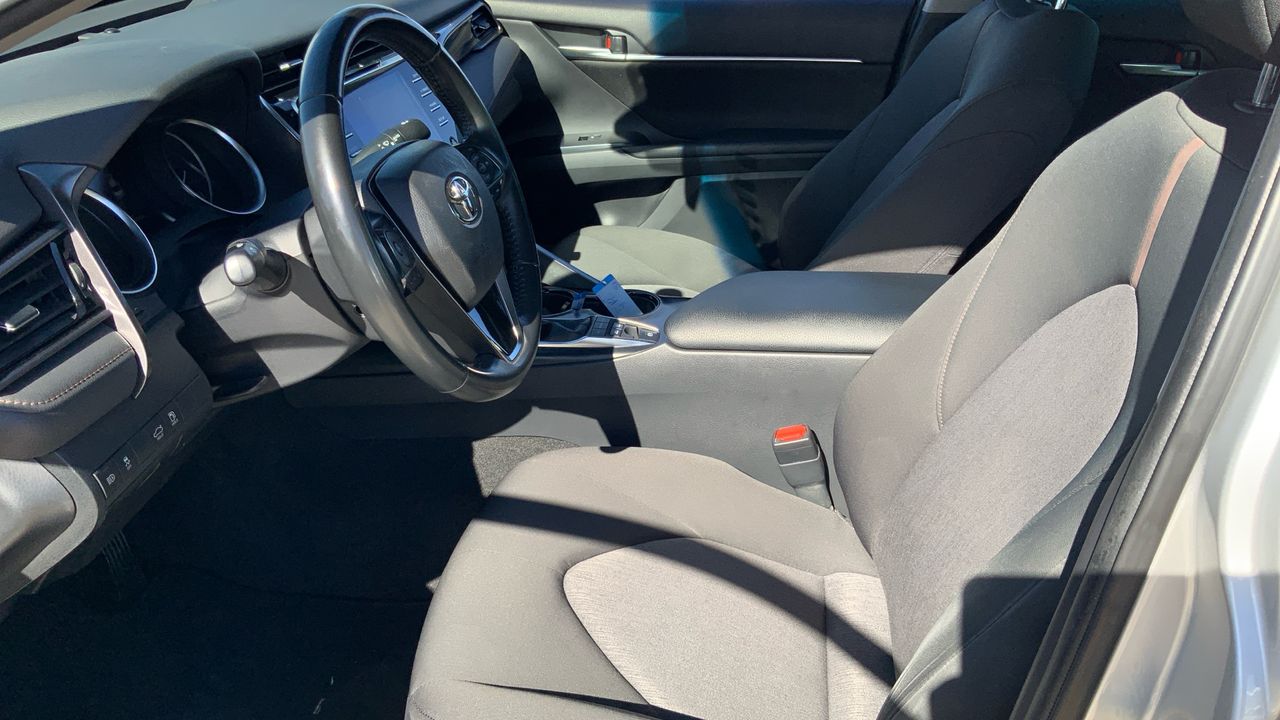 Toyota Camry 2.5 HYBRID ADVANCE 218 4P