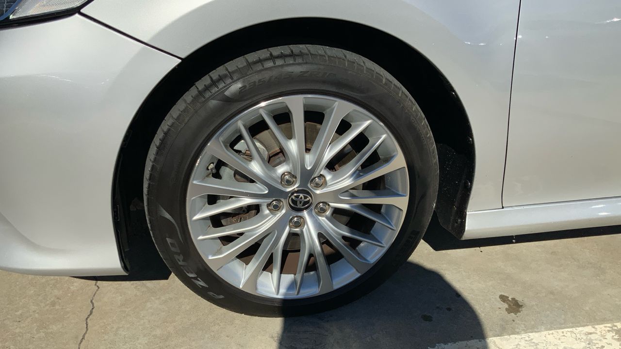 Toyota Camry 2.5 HYBRID ADVANCE 218 4P