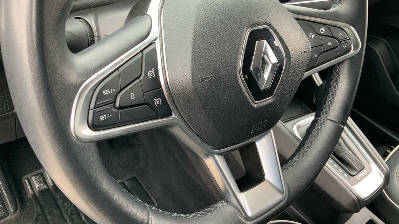 Renault Captur 1.6 E-TECH 145 ZEN 145 5P