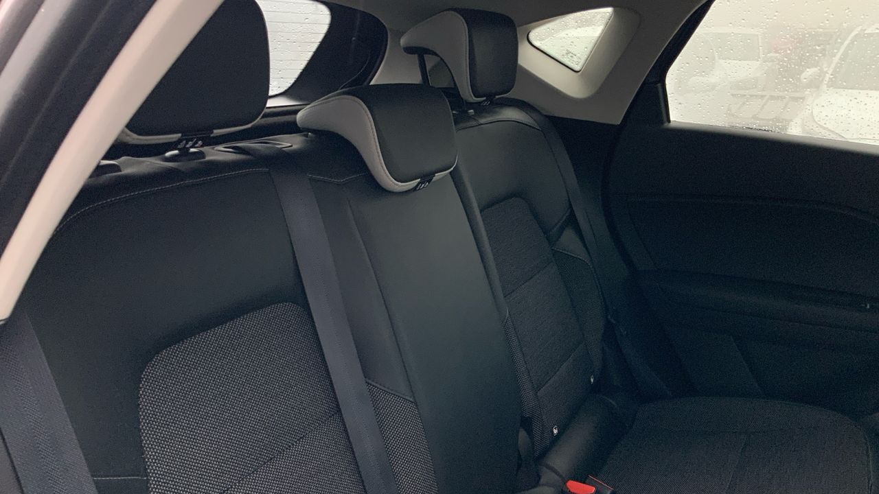 Renault Captur 1.6 E-TECH 145 ZEN 145 5P