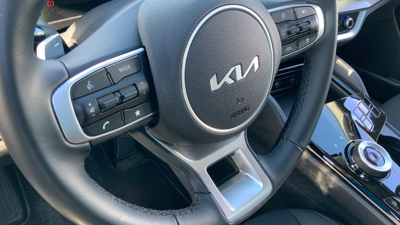 Kia Sportage 1.6 T-GDI HEV DRIVE AUTO 230 5P