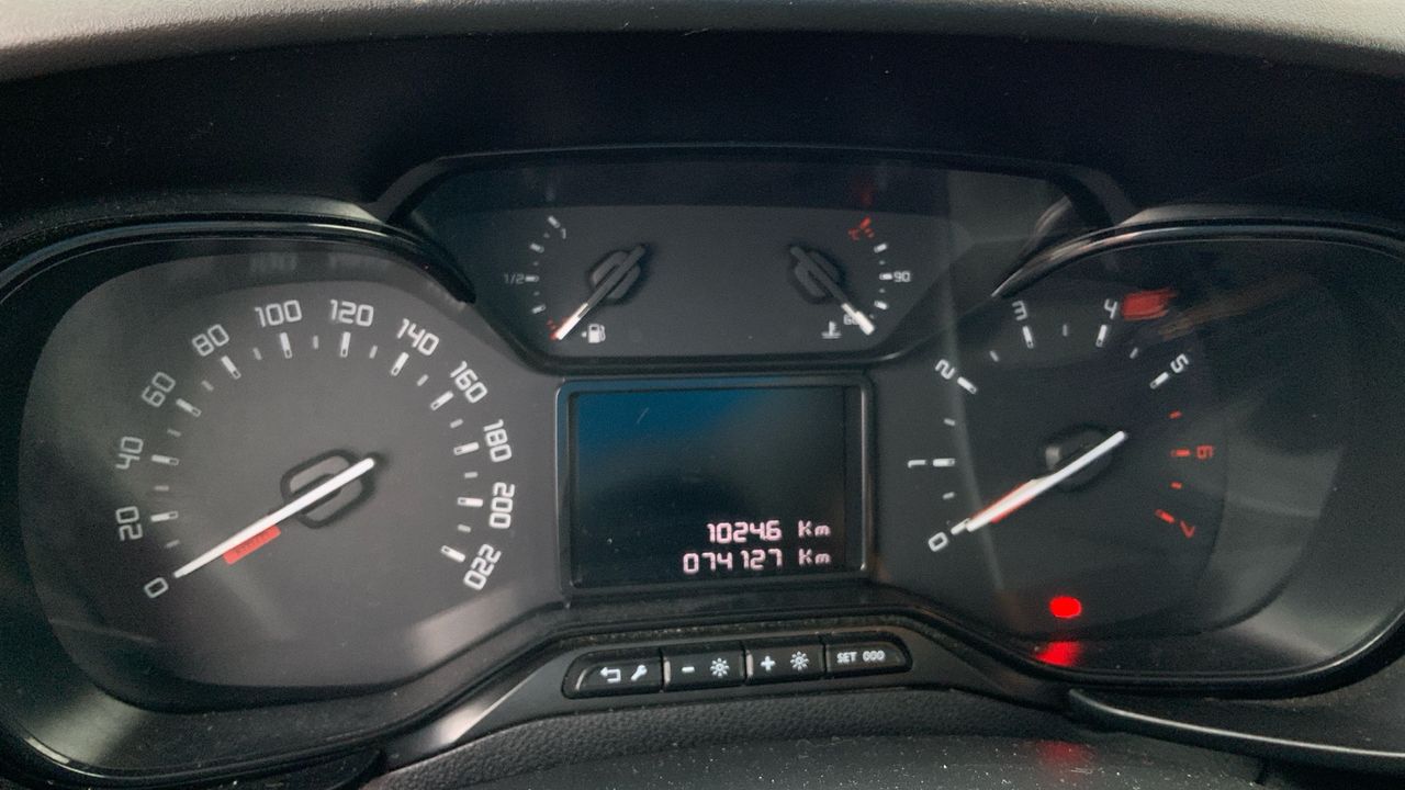 Citroën Berlingo 1.5 BLUEHDI 75KW TALLA M (CA) 102 4P