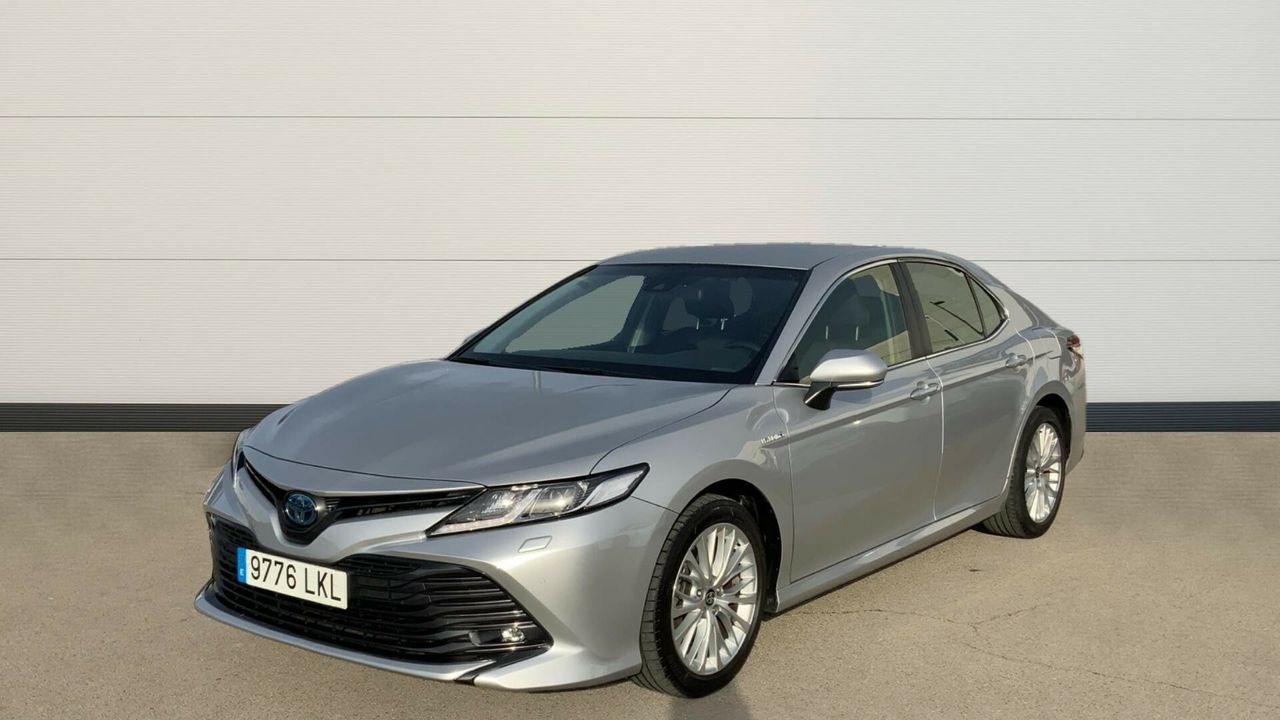 Toyota Camry 2.5 HYBRID ADVANCE 218 4P