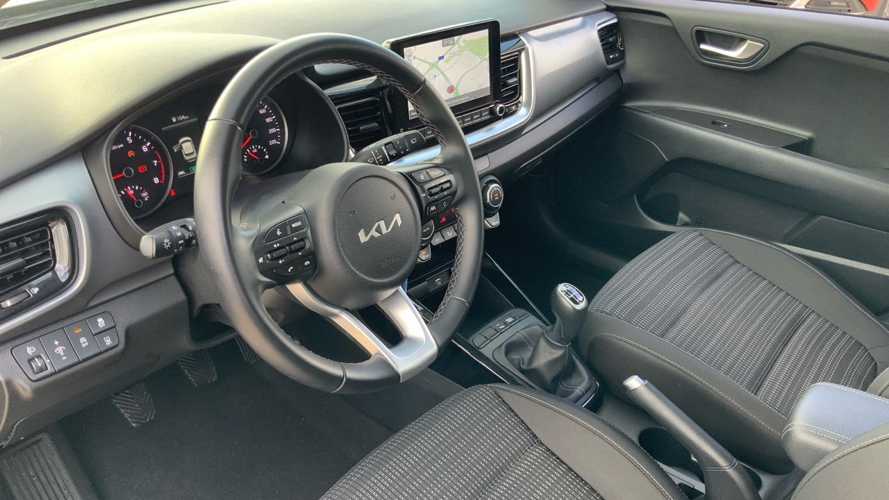 Kia Stonic 1.0 T-GDI MHEV IMT 74KW DRIVE 100 5P