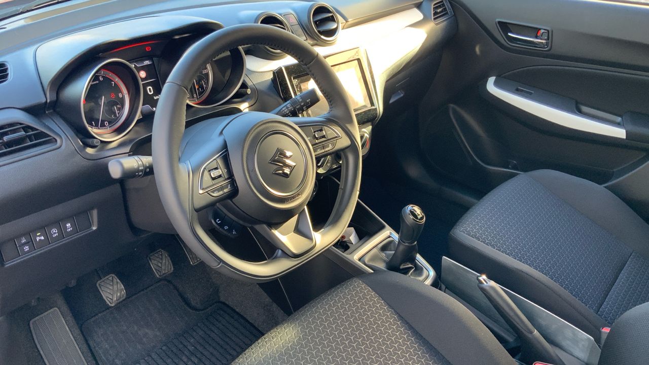 Suzuki Swift 1.2 GLE SMART HYBRID 83 5P