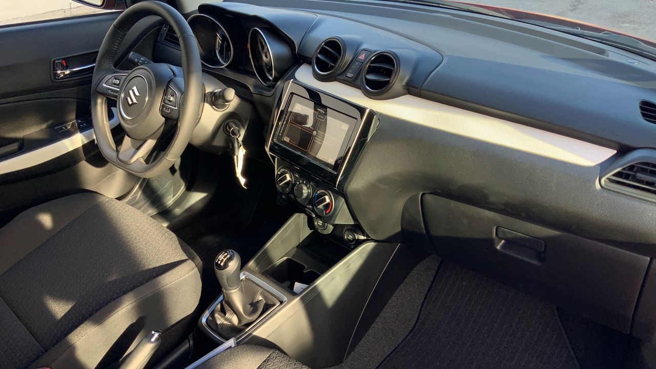 Suzuki Swift 1.2 GLE SMART HYBRID 83 5P