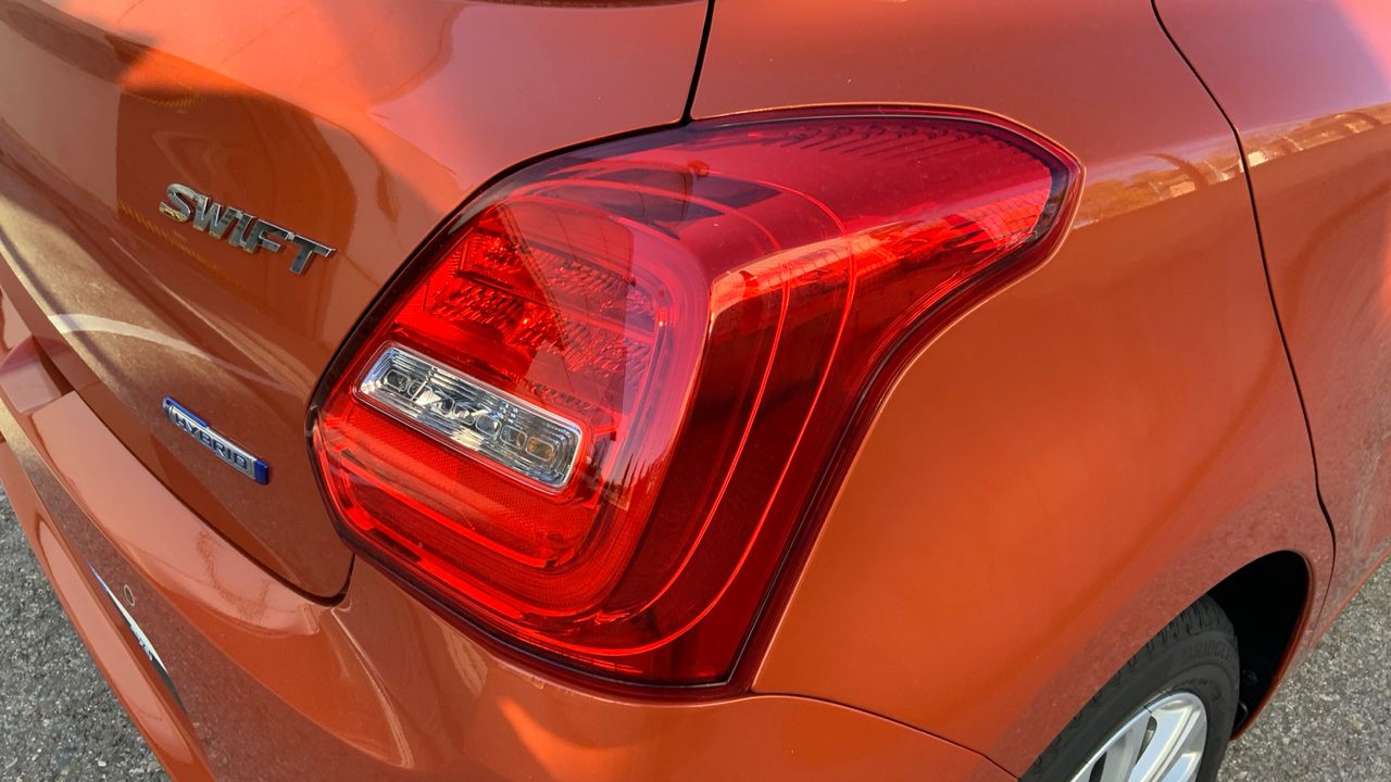 Suzuki Swift 1.2 GLE SMART HYBRID 83 5P