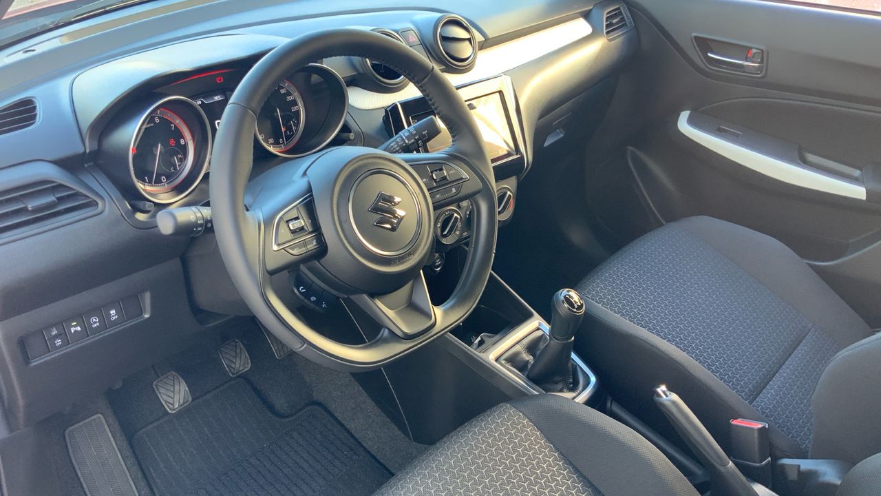 Suzuki Swift 1.2 GLE SMART HYBRID 83 5P