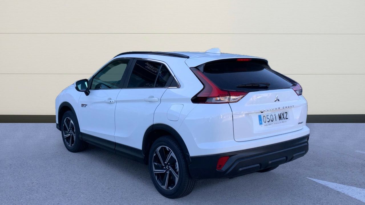 Mitsubishi Eclipse Cross 2.4 PHEV MOTION AUTO 4WD 188 5P