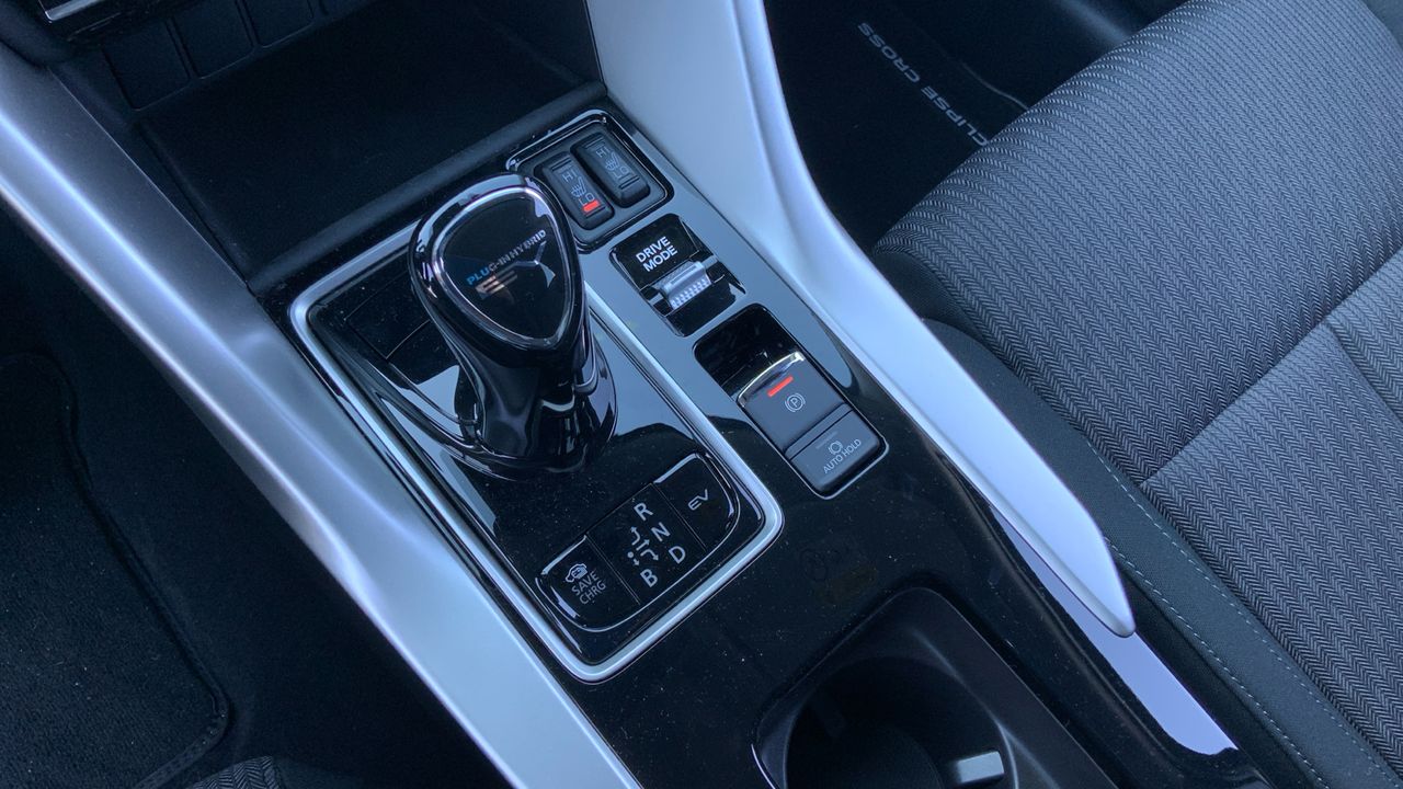 Mitsubishi Eclipse Cross 2.4 PHEV MOTION AUTO 4WD 188 5P