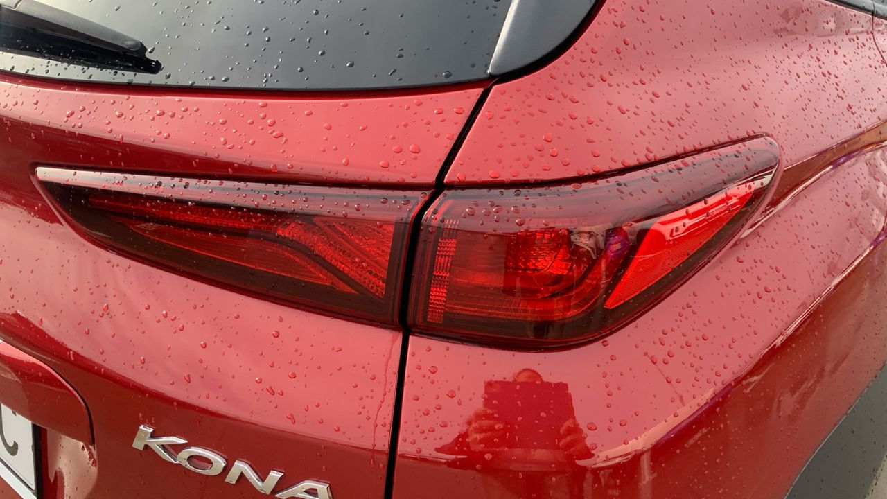 Hyundai Kona 1.6 GDI HEV TECNO RED DCT 141 5P