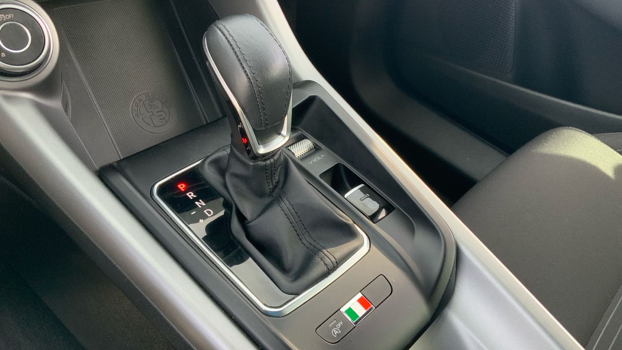 Alfa Romeo Tonale 1.6 TD 96 KW DCT SUPER 130 5P