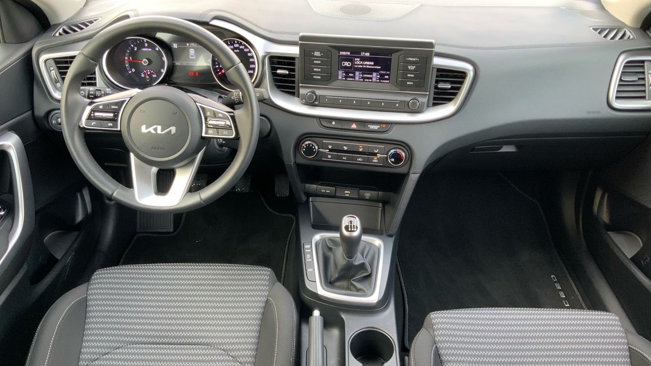 Kia XCeed 1.6 MHEV 100KW CONCEPT 136 5P