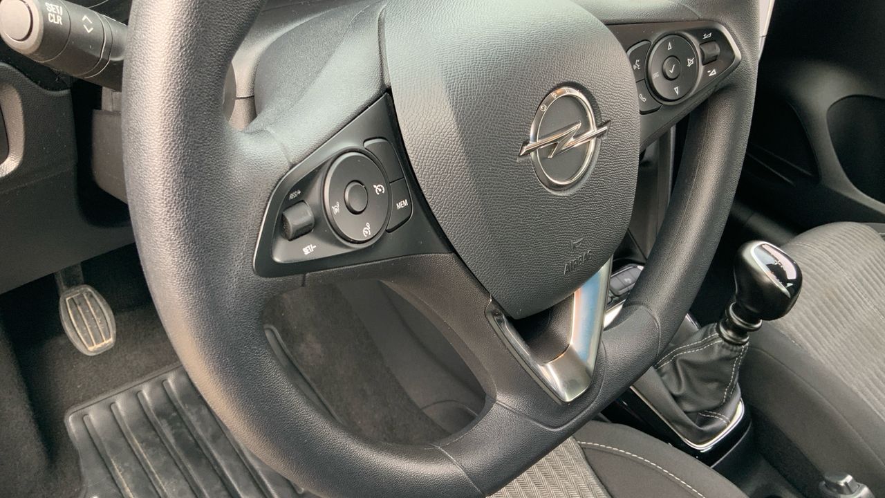 Opel Corsa 1.2T XHL 74KW EDITION 100 5P
