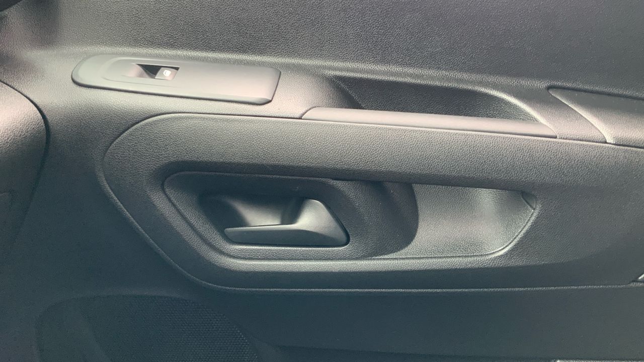Citroën Berlingo ISOTERMO 1.5 BLUEHDI 75KW TALLA M CONTROL 102 3P