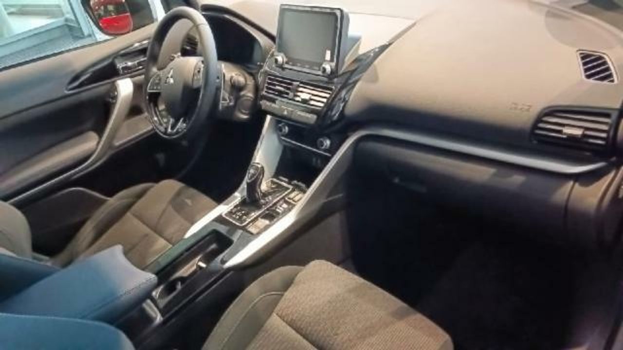 Mitsubishi Eclipse Cross 2.4 PHEV MOTION AUTO 4WD 188 5P