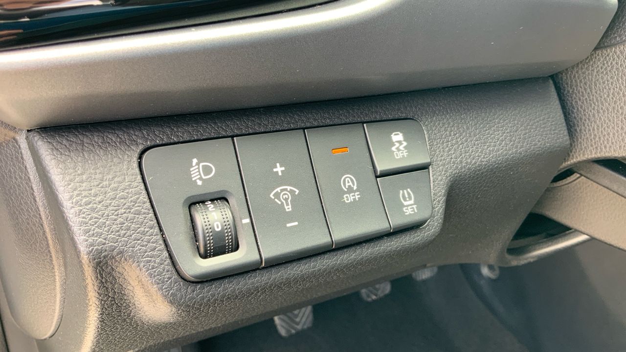 Kia Rio 1.0 T-GDI MHEV IMT 74KW DRIVE 100 5P