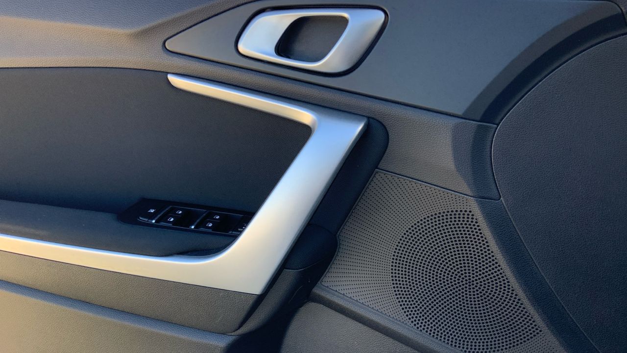 Kia Ceed 1.6 MHEV 100KW DRIVE 136 5P