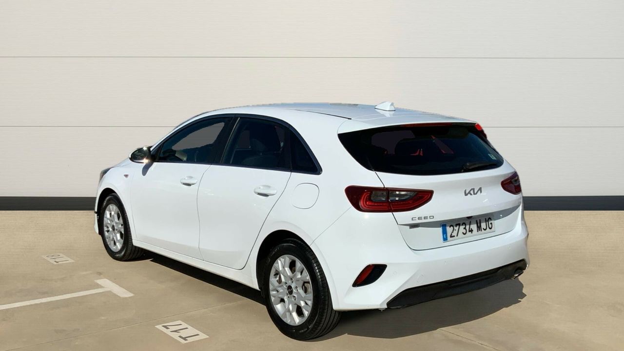Kia Ceed 1.6 MHEV 100KW DRIVE 136 5P