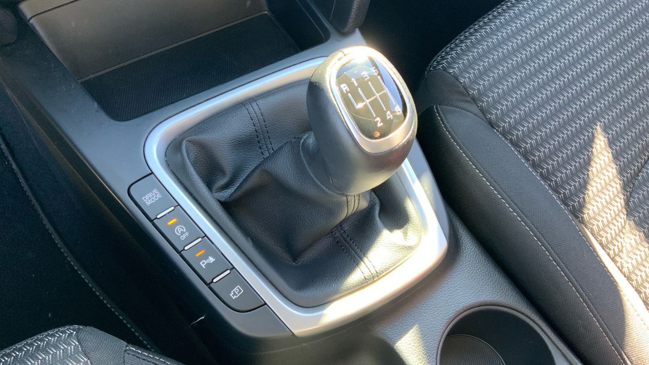 Kia Ceed 1.6 MHEV 100KW DRIVE 136 5P