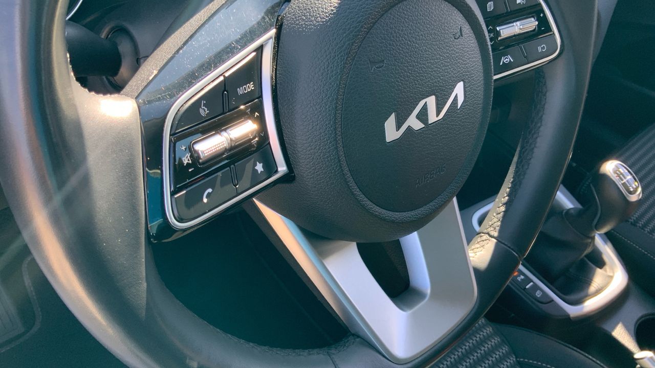 Kia Ceed 1.6 MHEV 100KW DRIVE 136 5P