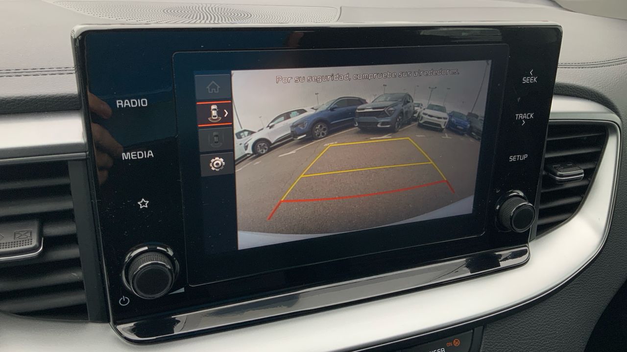 Kia Ceed 1.6 MHEV 100KW DRIVE 136 5P