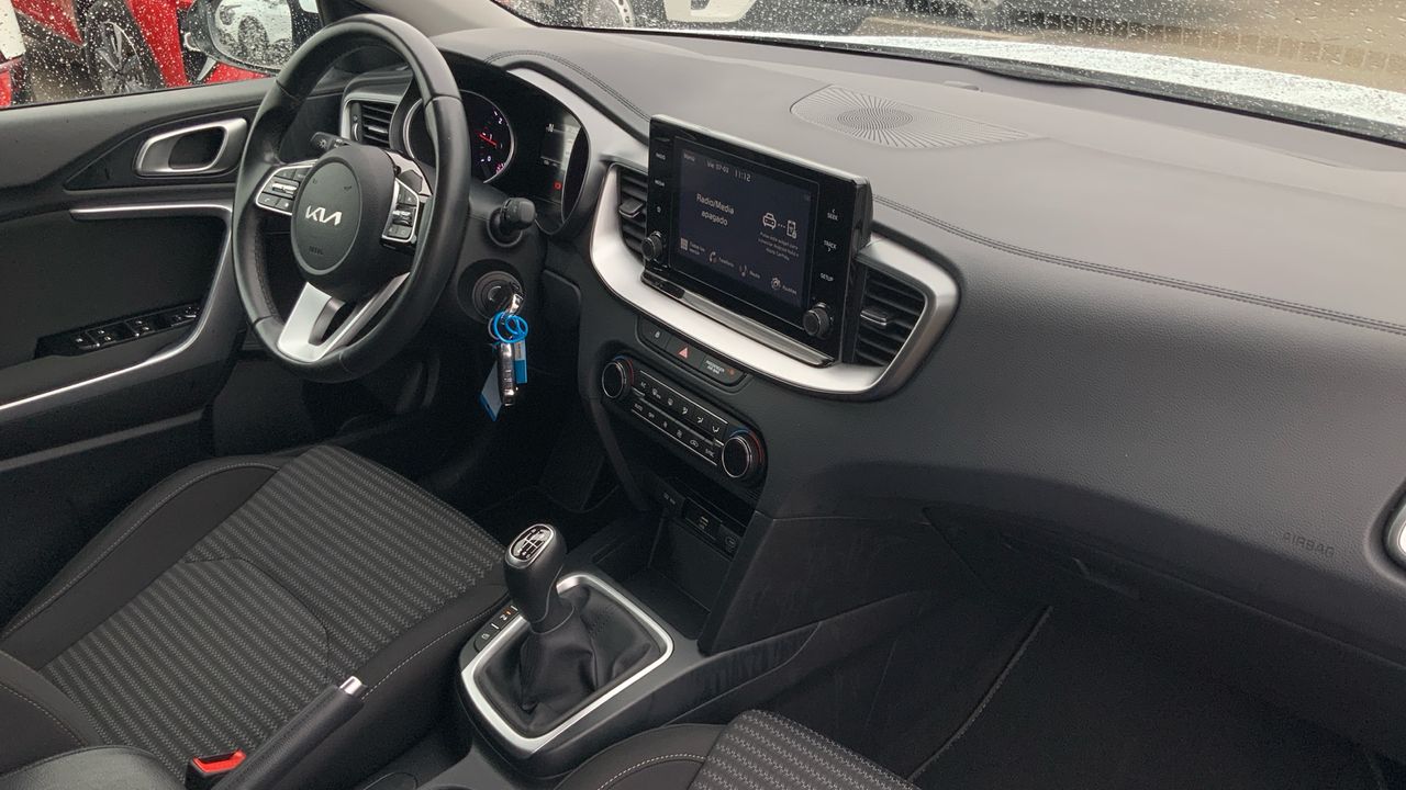 Kia Ceed 1.6 MHEV 100KW DRIVE 136 5P