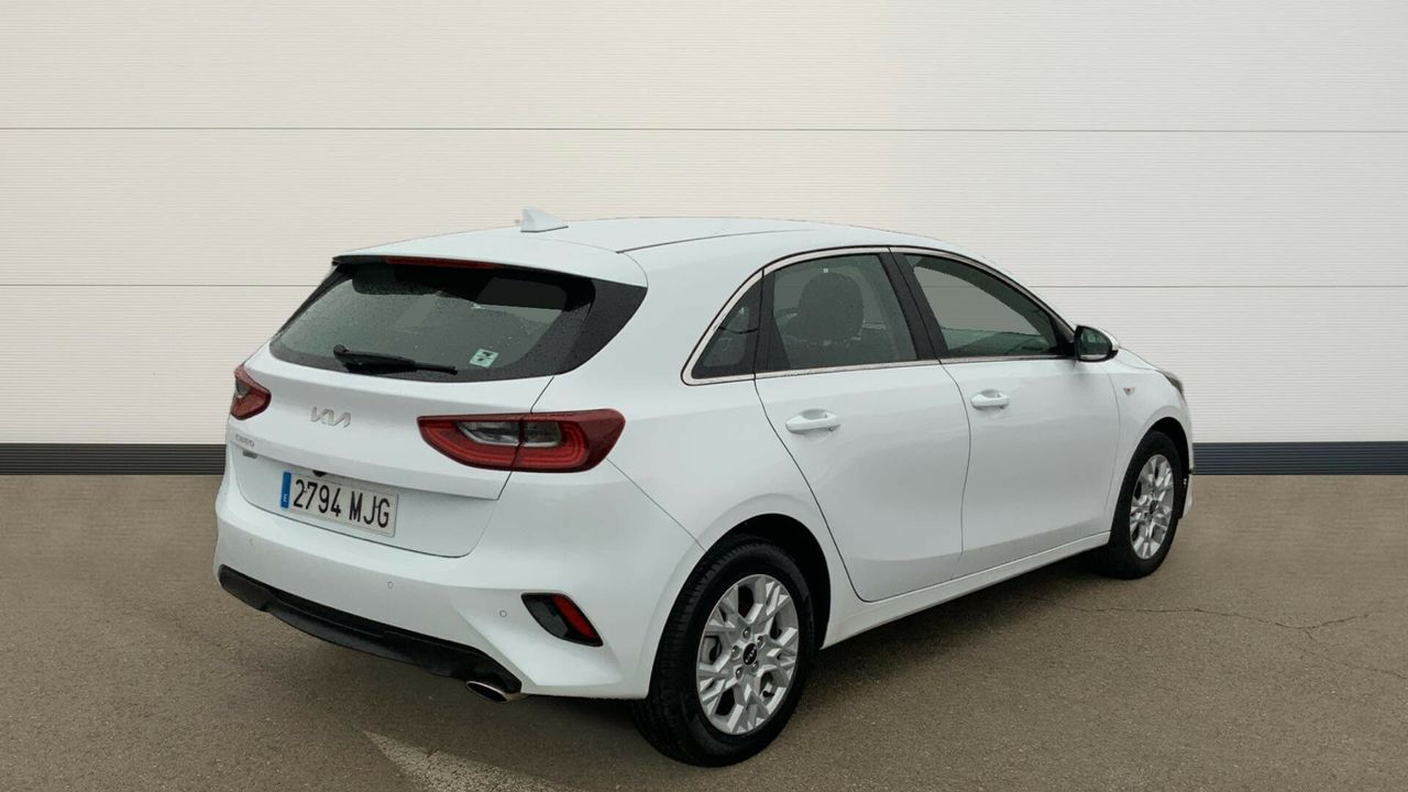 Kia Ceed 1.6 MHEV 100KW DRIVE 136 5P
