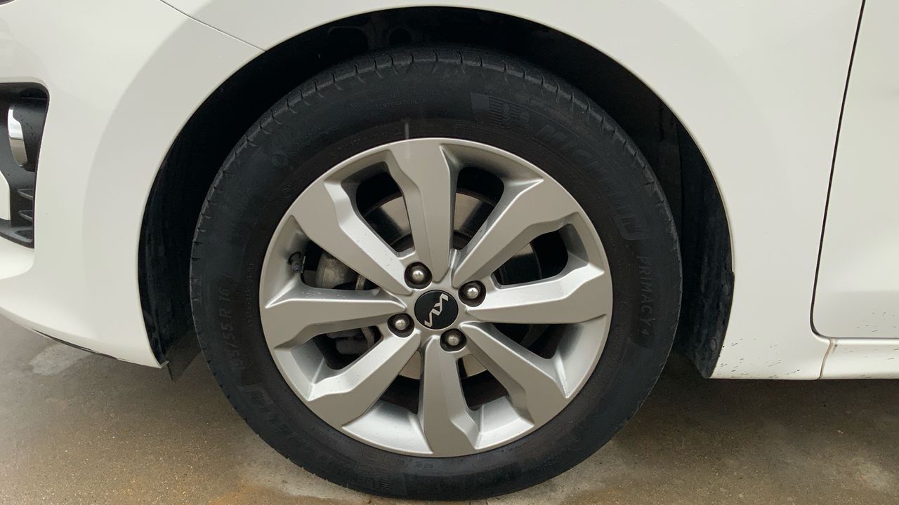 Kia Rio 1.0 T-GDI MHEV IMT 74KW DRIVE 100 5P