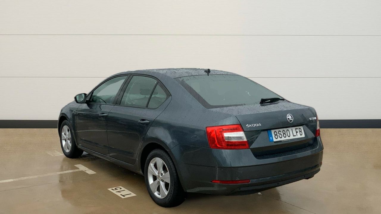 Skoda Octavia 1.0 TSI AMBITION 115 5P