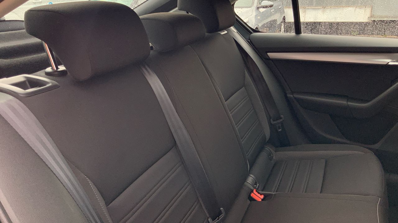 Skoda Octavia 1.0 TSI AMBITION 115 5P