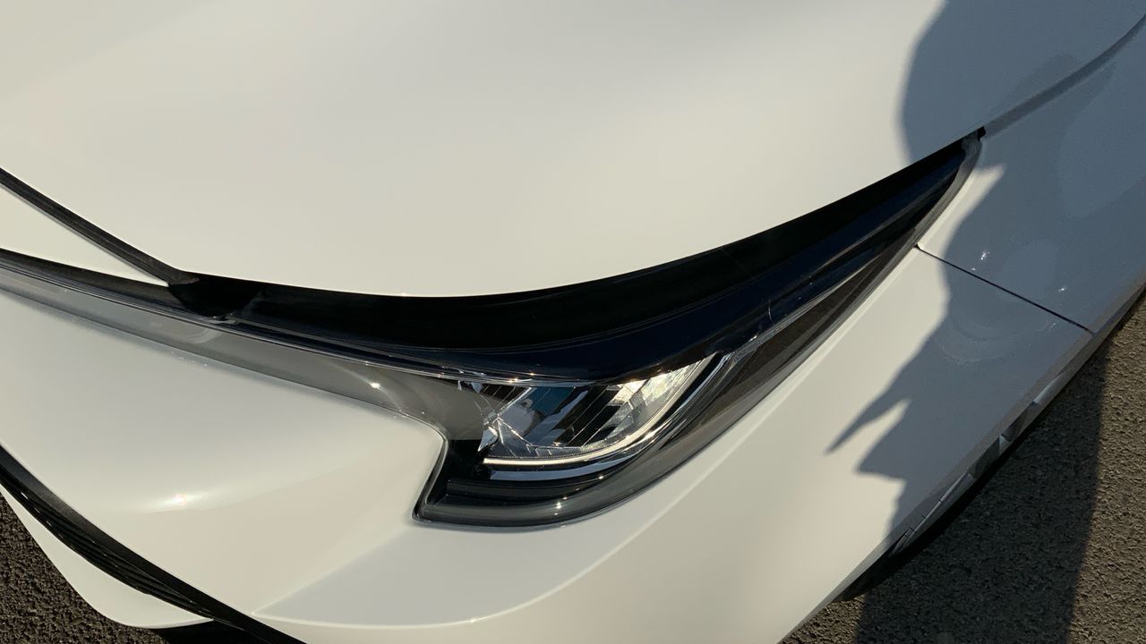 Toyota Corolla 1.8 HYBRID ACTIVE TECH E-CVT 122 5P