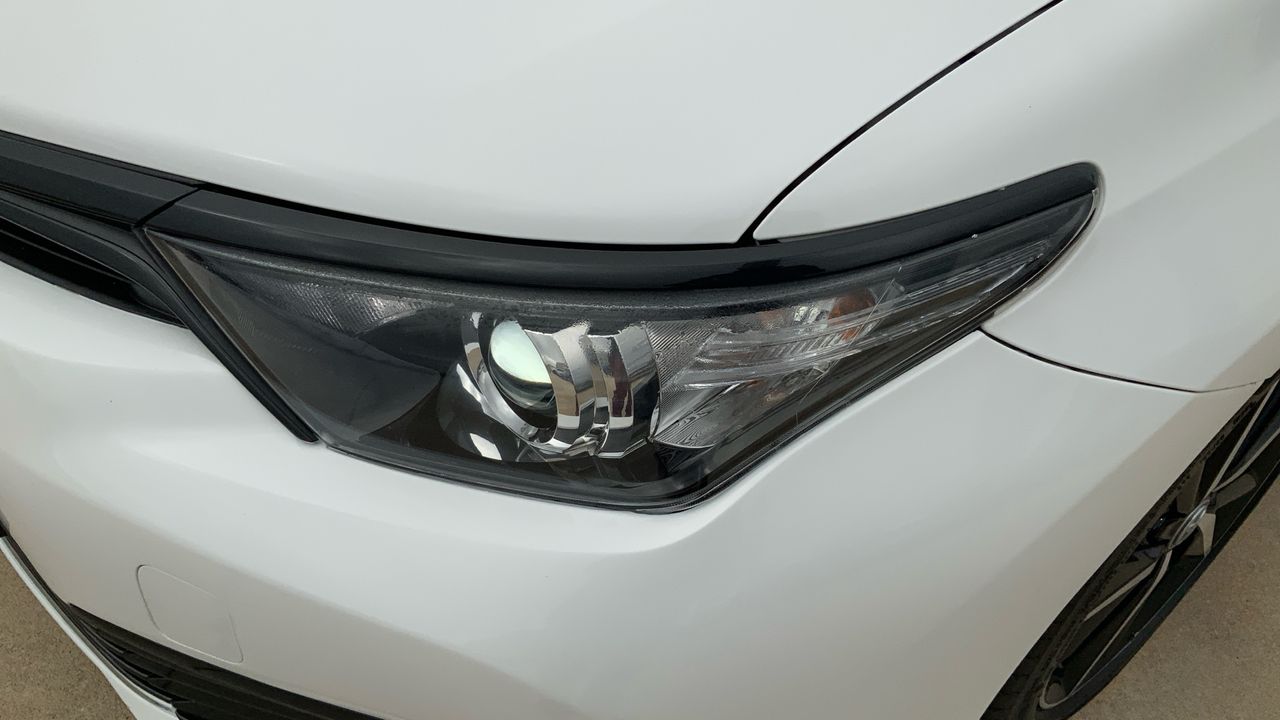 Toyota Auris 1.8 VVT-I HYBRID FEEL! 136 5P