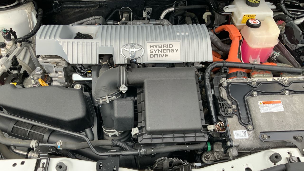 Toyota Auris 1.8 VVT-I HYBRID FEEL! 136 5P
