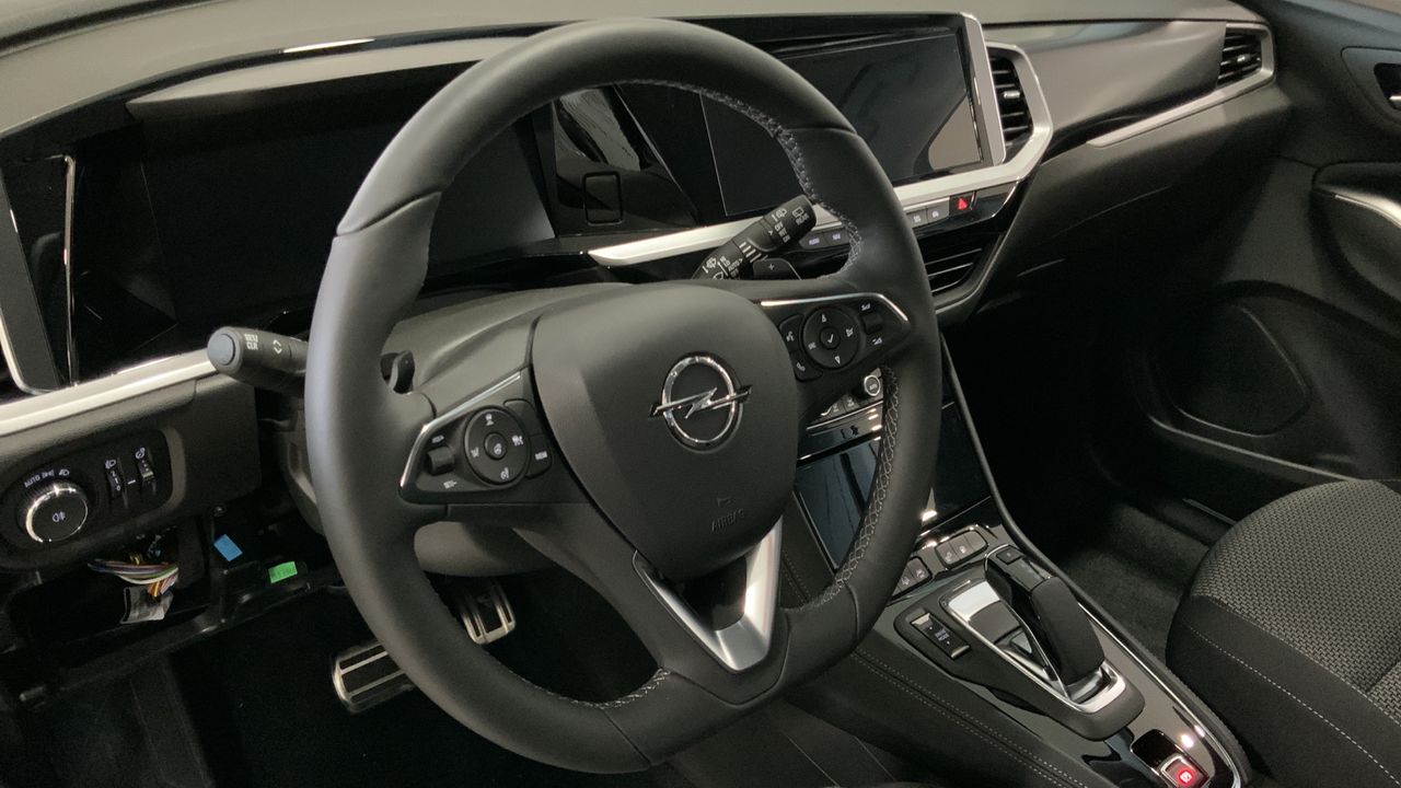 Opel Grandland 1.6 TURBO PHEV 165KW GS AUTO 224 5P