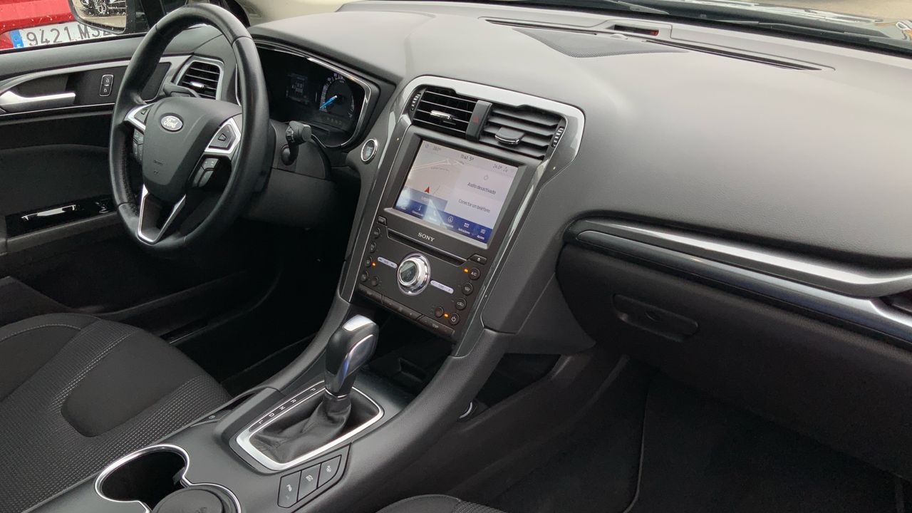 Ford Mondeo 2.0 HYBRID 138KW TITANIUM HEV AUTO 187 4P