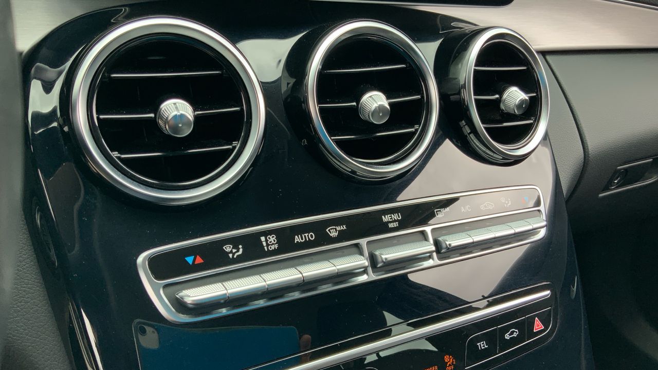 Mercedes Clase C 2.0 C 220 D AUTO 194 4P