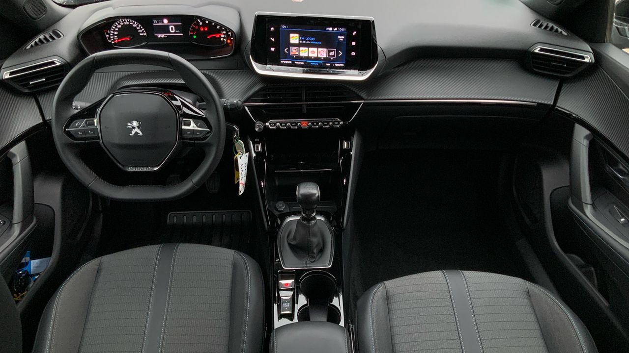 Peugeot 2008 1.2 PURETECH 100 S&S ALLURE 100 5P