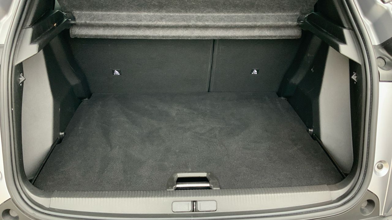 Peugeot 2008 1.2 PURETECH 100 S&S ALLURE 100 5P