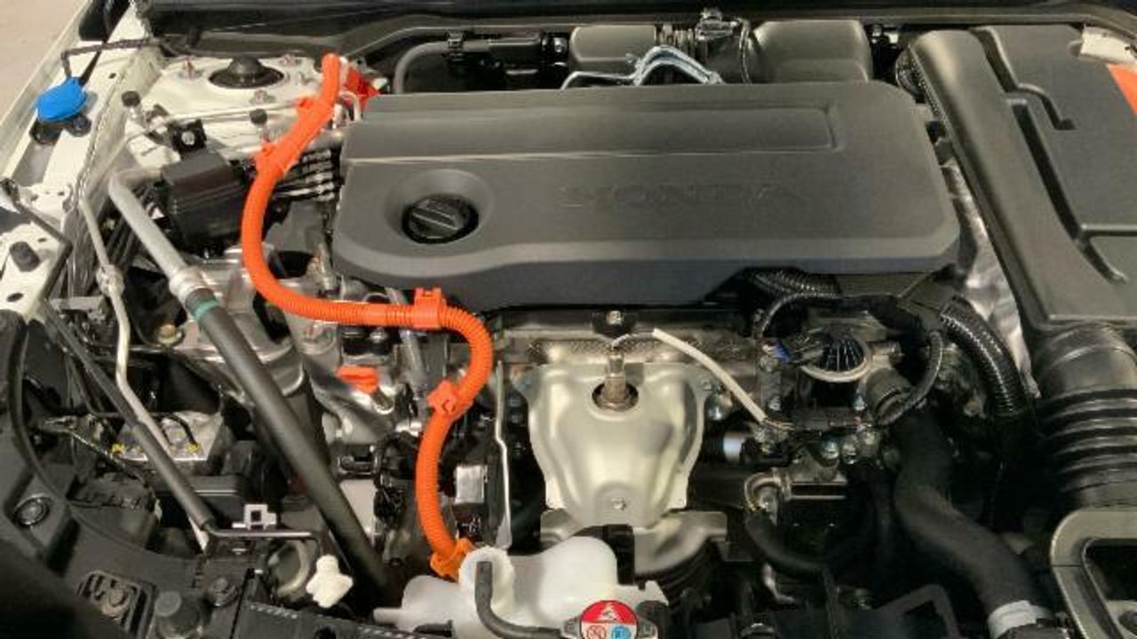 Honda Civic 2.0 HEV ELEGANCE CVT 184 5P