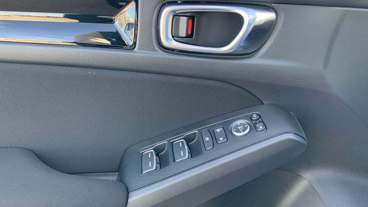 Honda Civic HYBRID ELEGANCE 2.0 I-MMD (CVT)