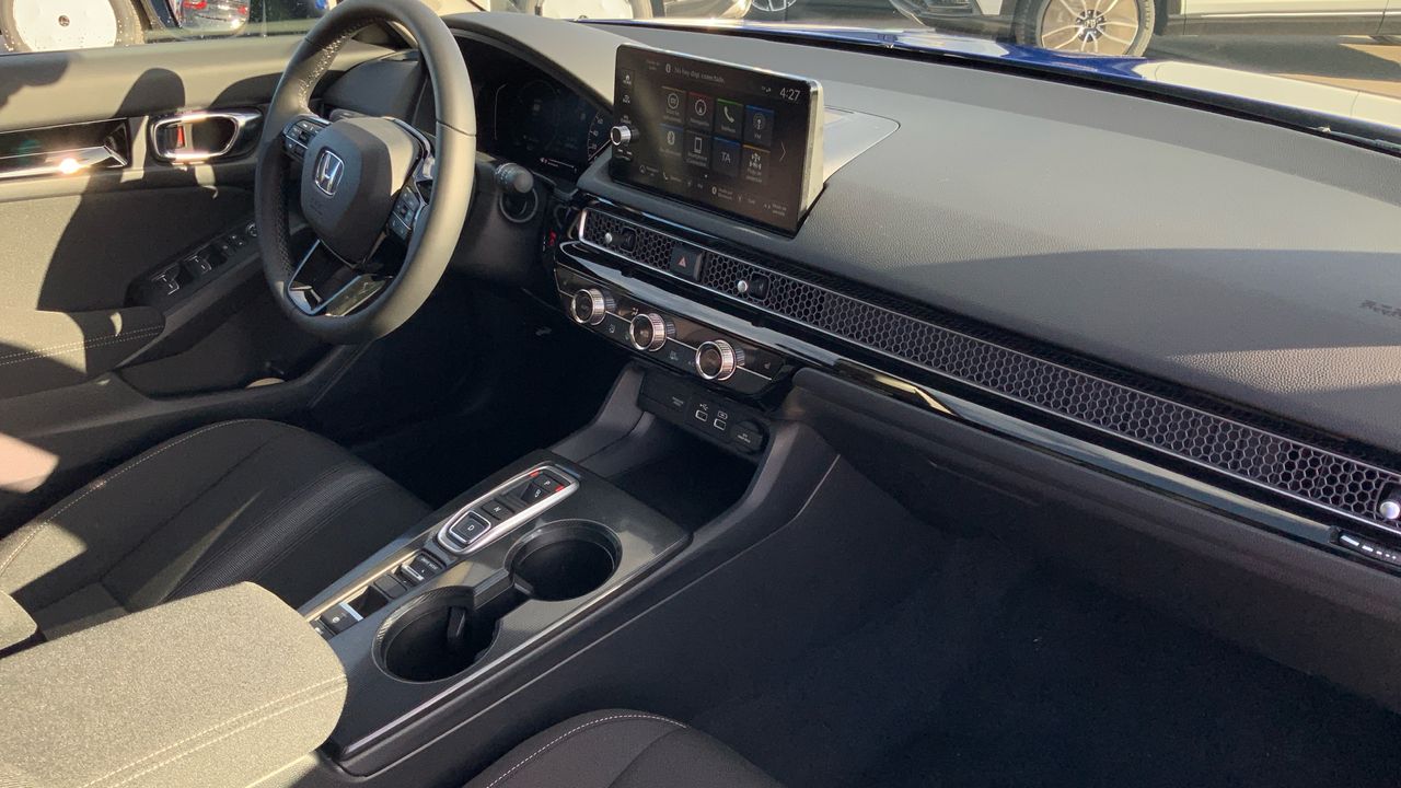 Honda Civic HYBRID ELEGANCE 2.0 I-MMD (CVT)