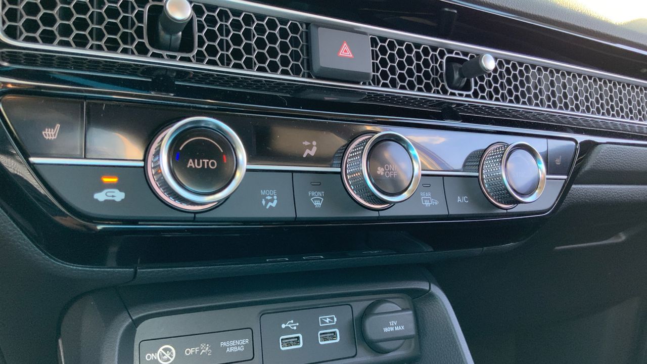 Honda Civic HYBRID ELEGANCE 2.0 I-MMD (CVT)