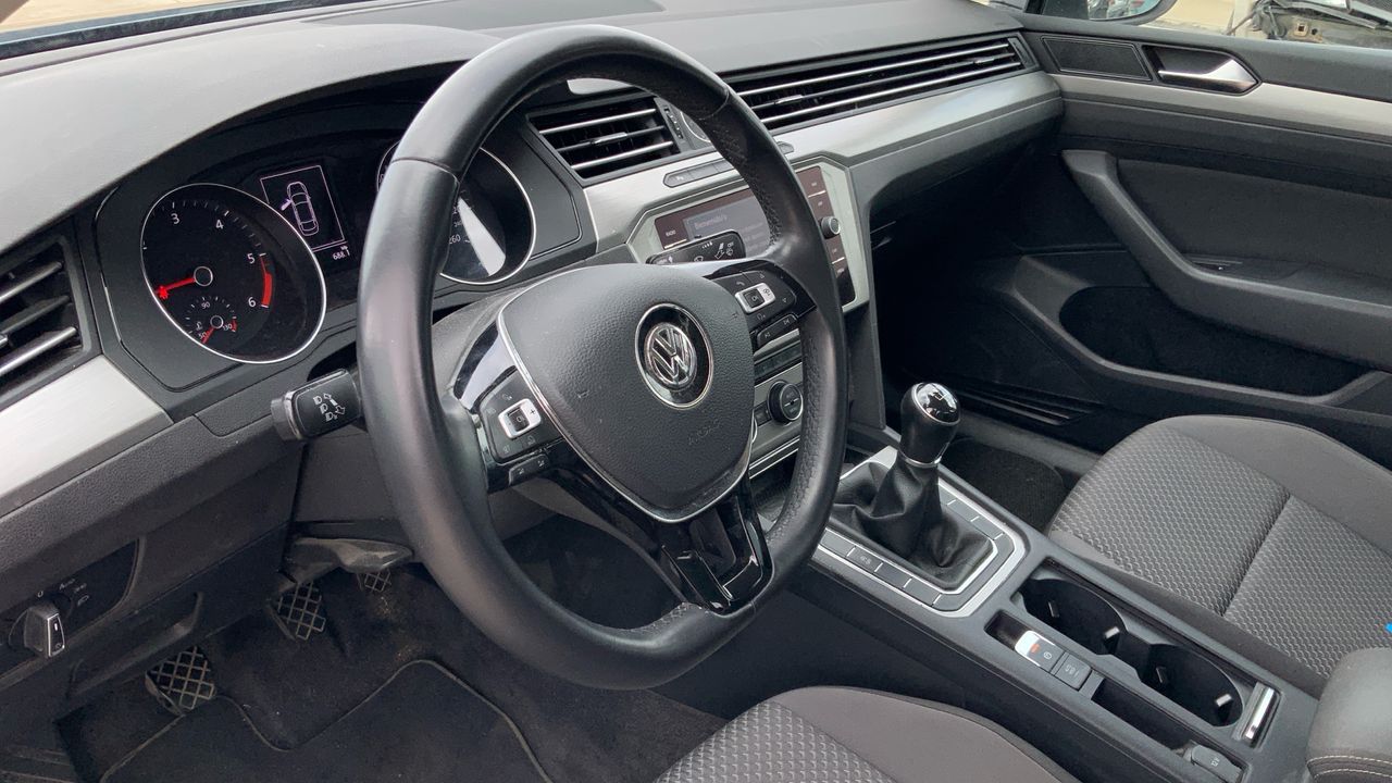 Volkswagen Passat 2.0 TDI 110KW EDITION 150 4P
