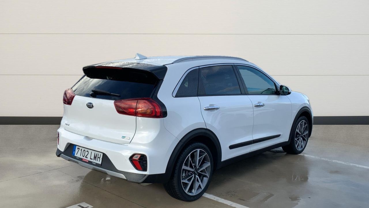 Kia Niro 1.6 GDI HYBRID EMOTION 141 5P